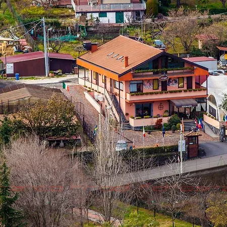 L'orso Scuro 住宿加早餐酒店