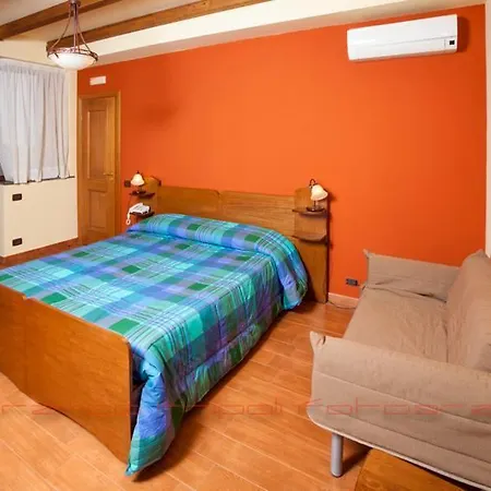 L'orso Scuro Bed & Breakfast